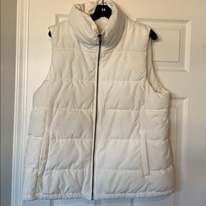 OLD NAVY Puffer Vest white